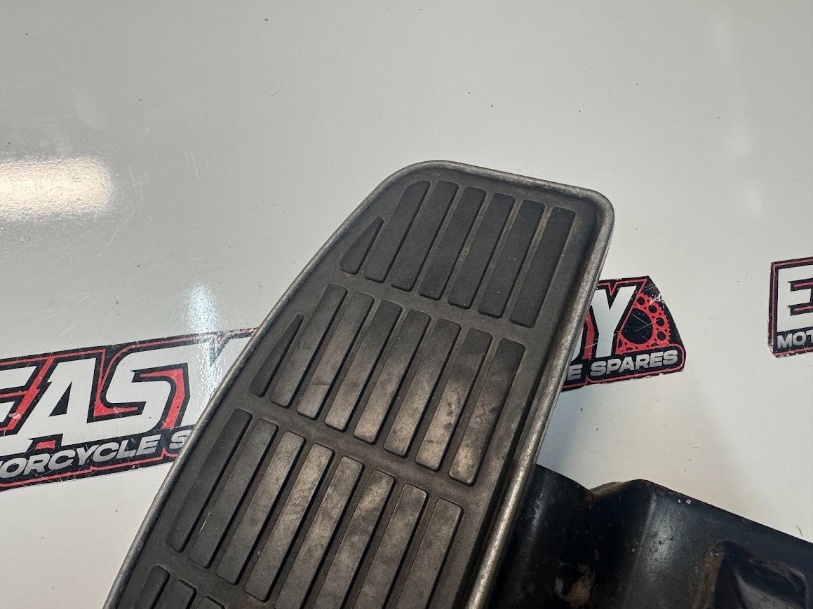 Suzuki VL 1500 Intruder 1998-2004 RH Rider Foot Rest OEM Genuine 43501-10F00
