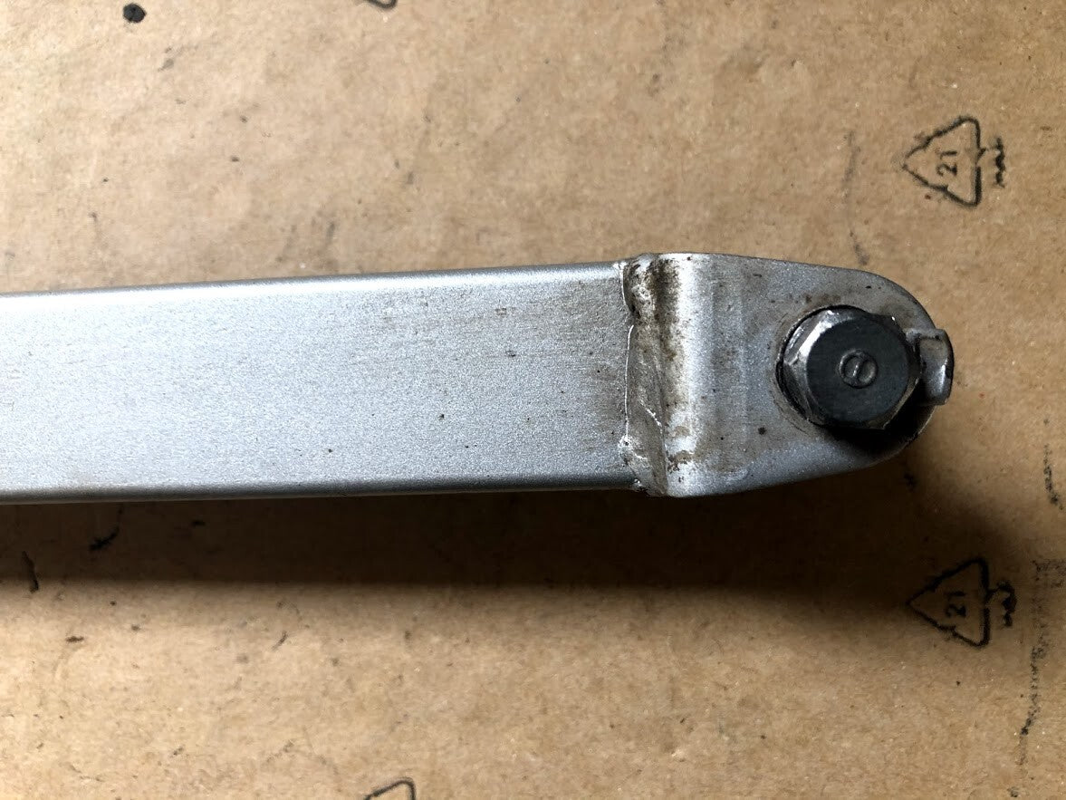 Swing arm Bracket Caliper Arm Bracket Honda CBR 1000F 87-88 1987 43431-MM5-000