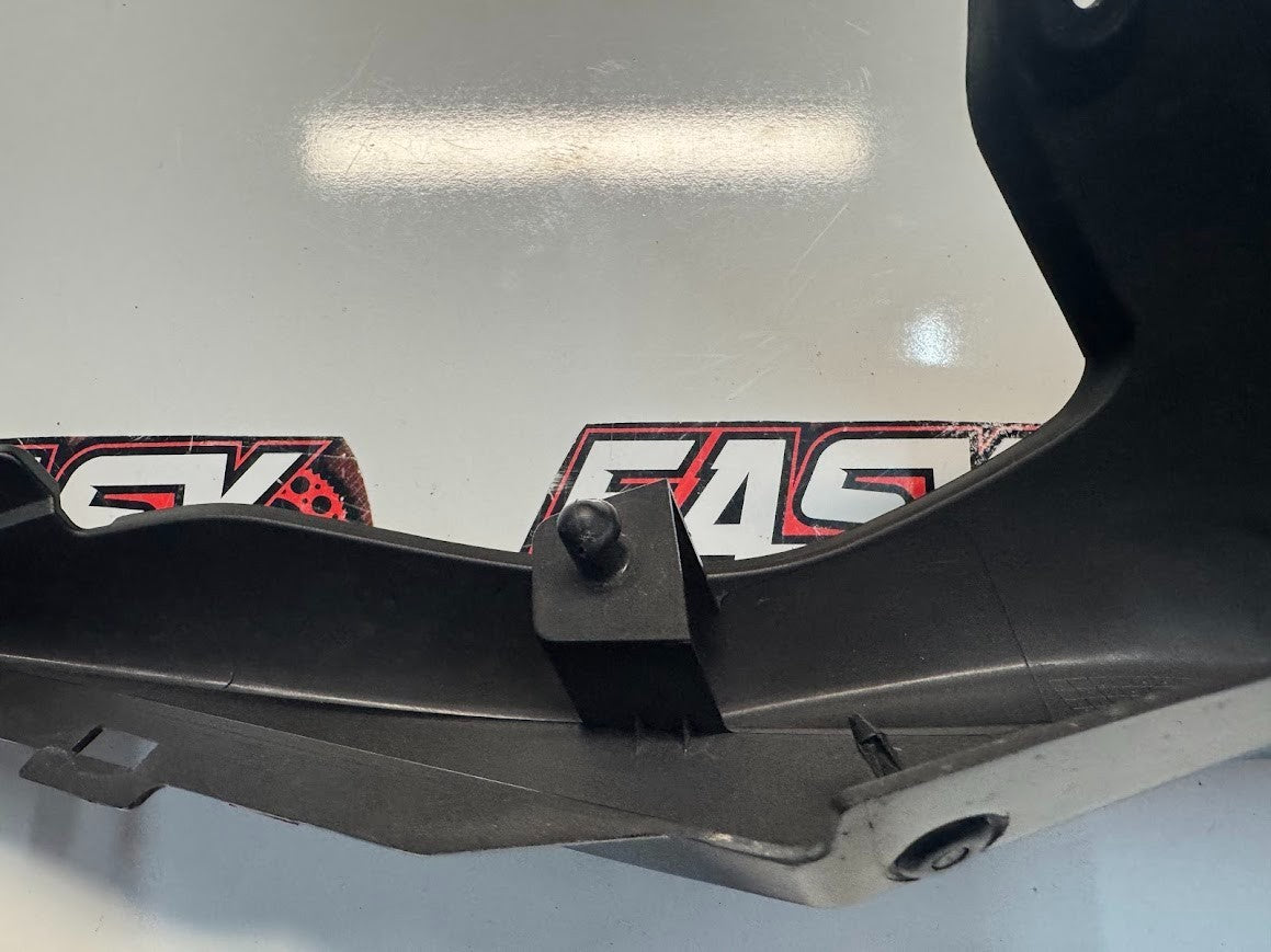 Suzuki GSXR 1000 2009-2016 RH Rear Frame Cover Fairing OEM Genuine 47111-47H00