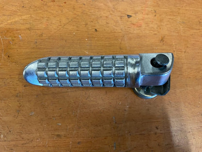 LH Pillion Peg Kawasaki ZX-10 1988 34028-1488