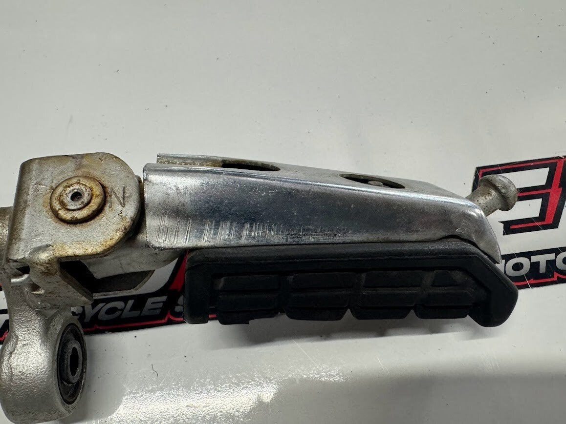 LH Riders Foot Peg Yamaha FJ 1200 1988