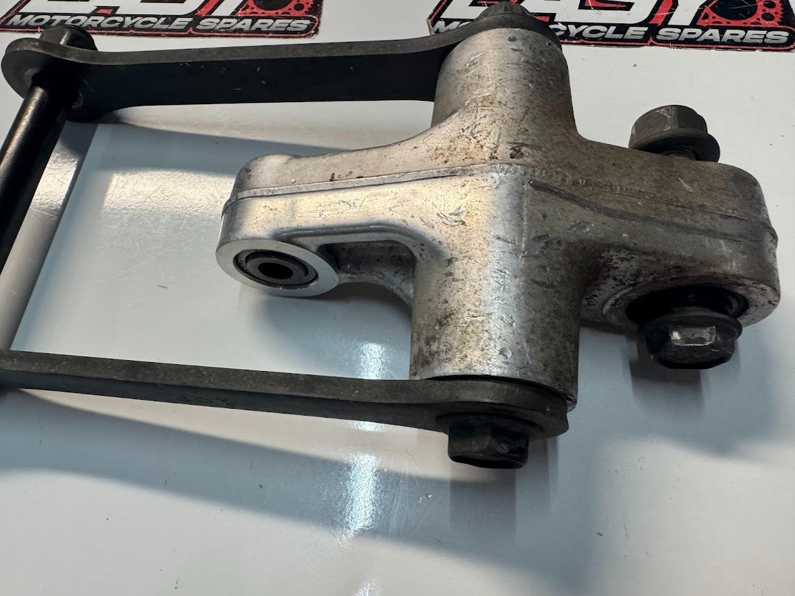 Suzuki VL 1500 Intruder 1998-2004 Shock Linkages OEM Genuine 62600-26841