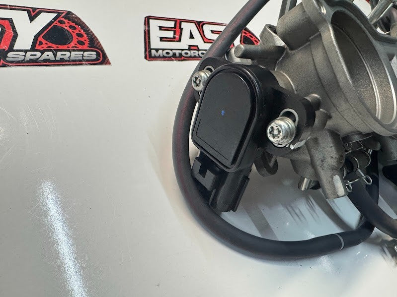 Yamaha YZF R1 2020-2021 Throttle Bodies TPS OEM Genuine B3L-13750-00