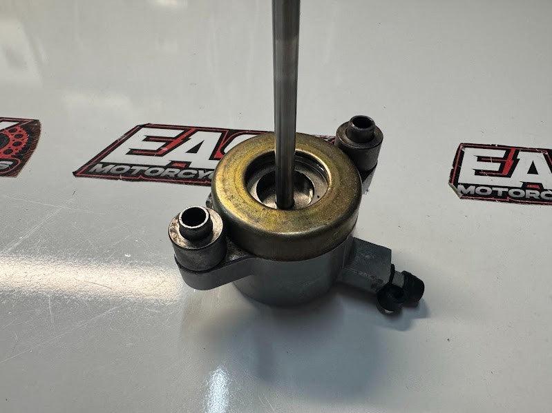 Suzuki VL 1500 Intruder 1998-2009 Clutch Slave Cylinder OEM Genuine 23160-10F01