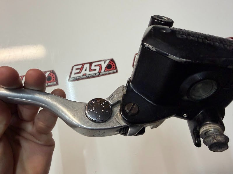 Front Brake Master Cylinder Kawasaki Vulcan S 650 2015-2026 OEM 43015-0606