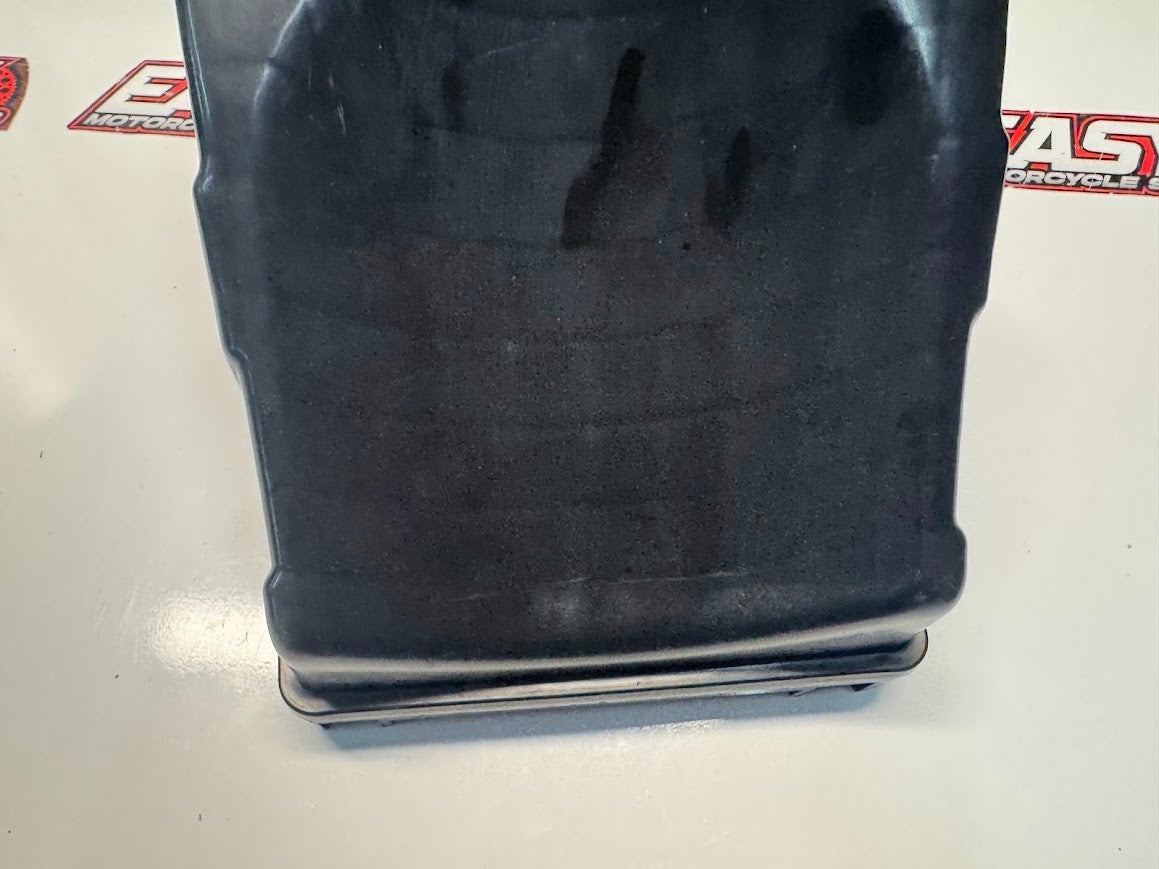 Aprilia RS4 125 4T 2011-2016 Airbox Parts OEM Genuine 898054