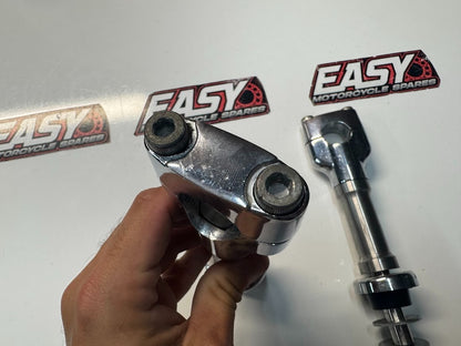 Suzuki VL 1500 Intruder 1998-2004 Handlebar Mounts Clamps