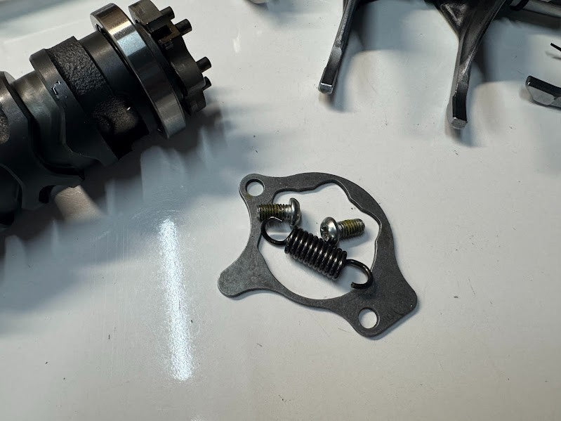 Yamaha YZF R7 2022-2025 Shift Shaft Assembly OEM Genuine 1WS-18101-00