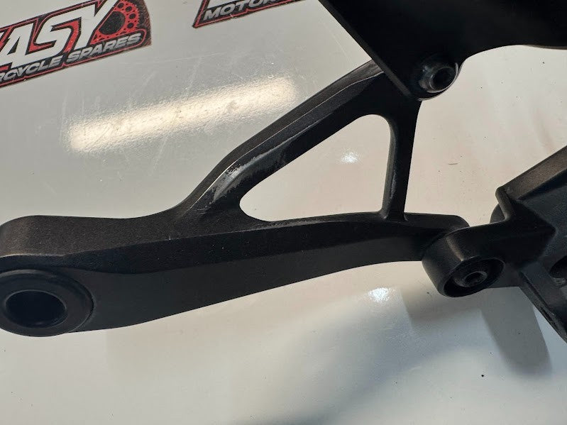 Yamaha YZF R1 2015-2025 RH Riders Peg Bracket Rear Set OEM Genuine 2CR-27443-00