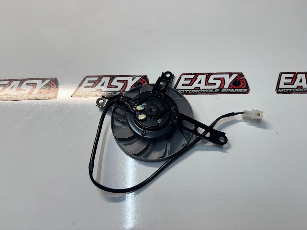 Yamaha YZF R1 2015-2025 RH Radiator Thermo Fan OEM Genuine 2CR-12405-10