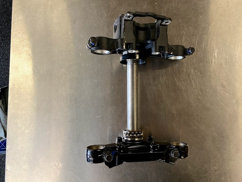 Triple Trees Honda CB125E 2019