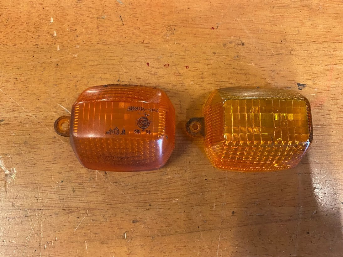 Rear Blinker Lens's Yamaha FZS 600 1998
