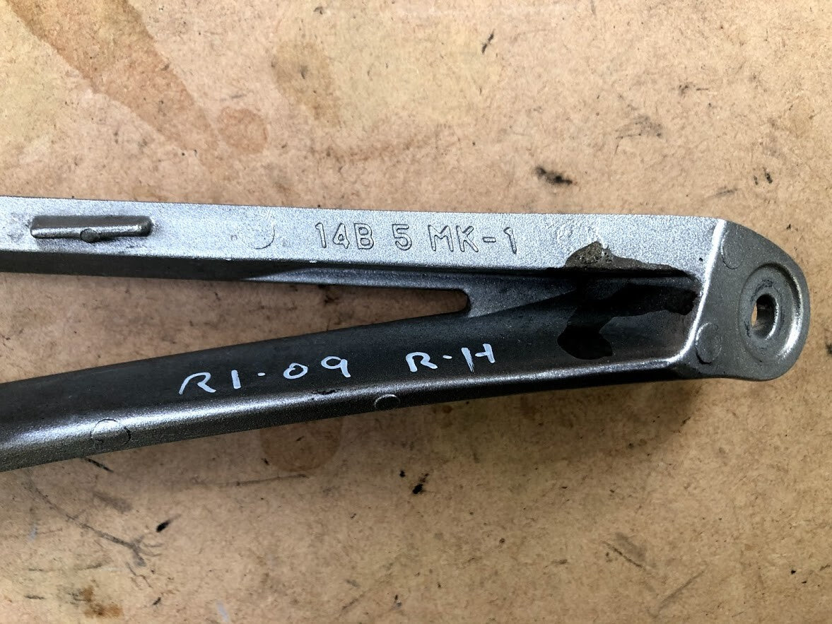 RH Pillion Bracket Yamaha R1 09-11 2009 14B-2742L-00-00