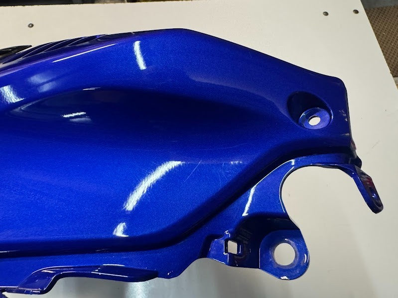 Yamaha YZF R7 2022-2025 RH Tank Fairing Cover OEM Genuine BEB-24139-00