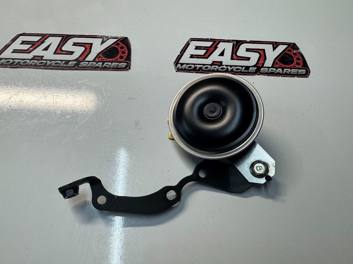 Yamaha YZF R1 2017-2025 Horn & Bracket OEM Genuine B67-83371-00