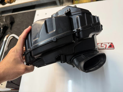 Airbox Cleaner Case Honda CBR 1000 RR 2008-2016 OEM 17220-MFL-000
