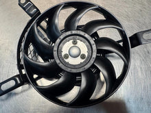 Suzuki GSXR 1000 2005-2006 Radiator Thermo Fan OEM Genuine 17800-41G00