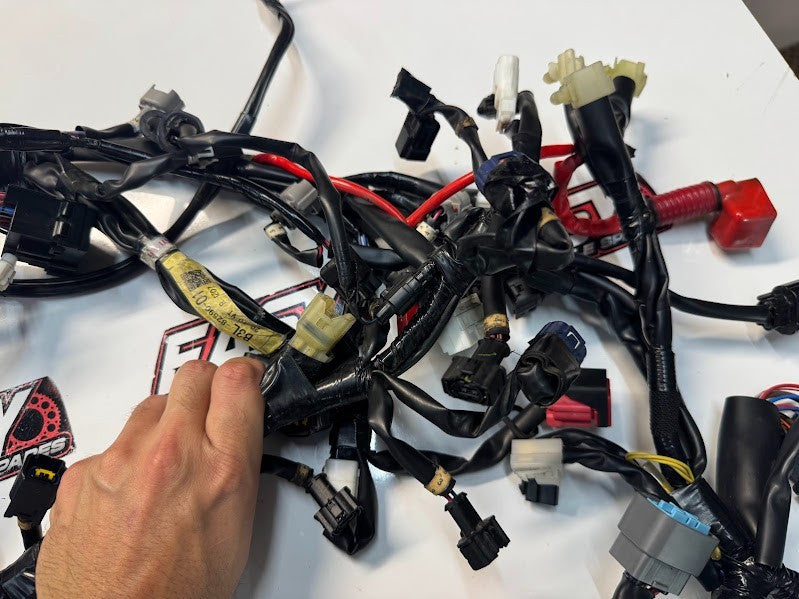 Yamaha YZF R1 2020-2025 Main Wiring Harness OEM Genuine B3L-82590-02