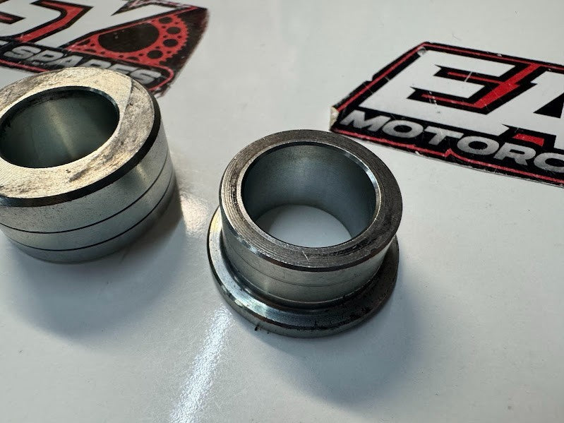 Kawasaki Vulcan S 650 2015-2025 Rear Wheel Axle Spacers OEM Genuine 92152-0751