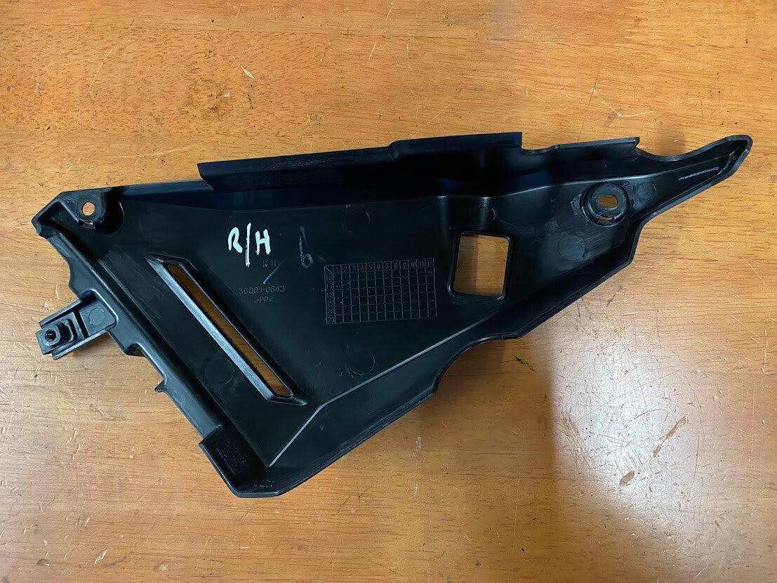 RH Side Cover Kawasaki Ninja 650 17-22 2017 14093-0623