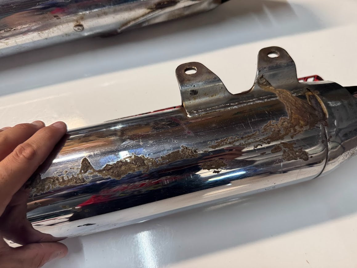 Suzuki VL 1500 Intruder 1998-2004 Mufflers Exhaust OEM Genuine 14340-10F30