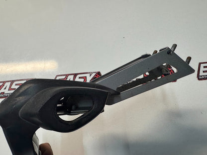 Yamaha YZF R15 2013-2018 Rear Mudguard Plate Holder OEM Genuine 1CK-F1629-00