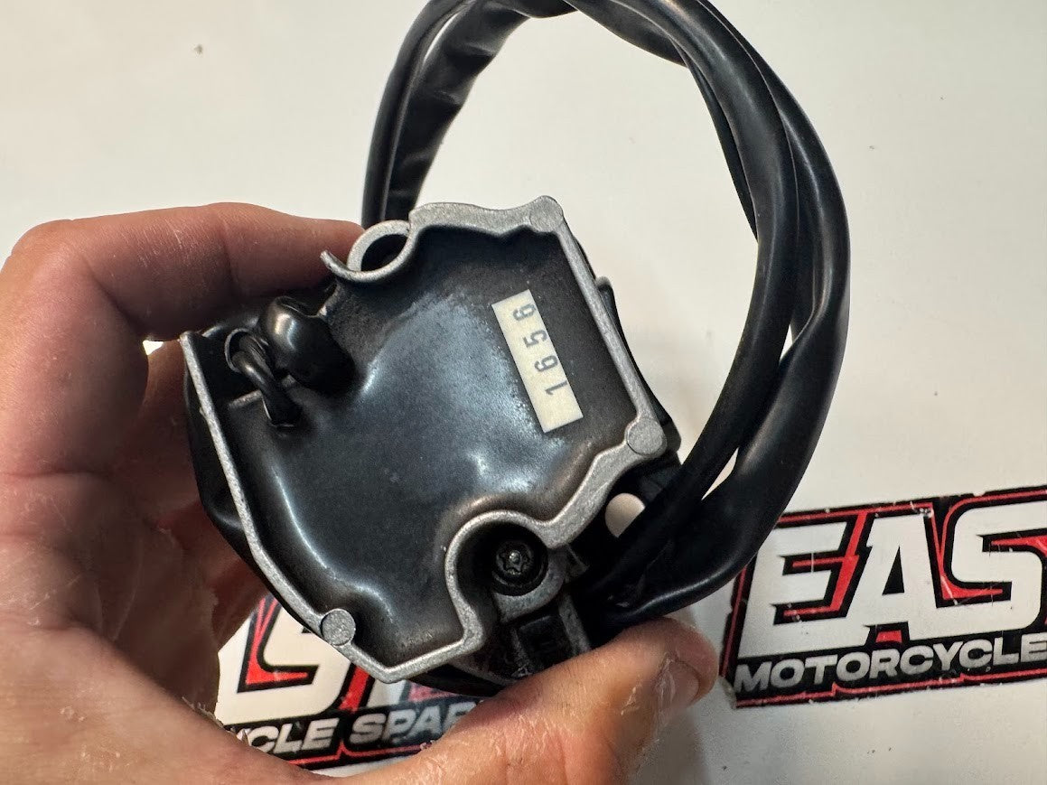 Suzuki GSXR 1000 2012-2016 ECU Ignition Lockset x2 Keys OEM Genuine 37000-17847