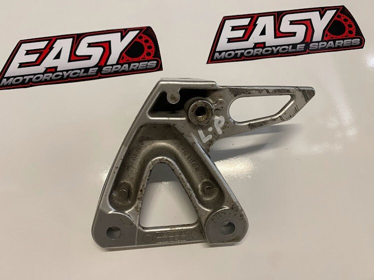 LH Pillion Peg Bracket Suzuki GSX 750F 98-08 2004 43821-08F10