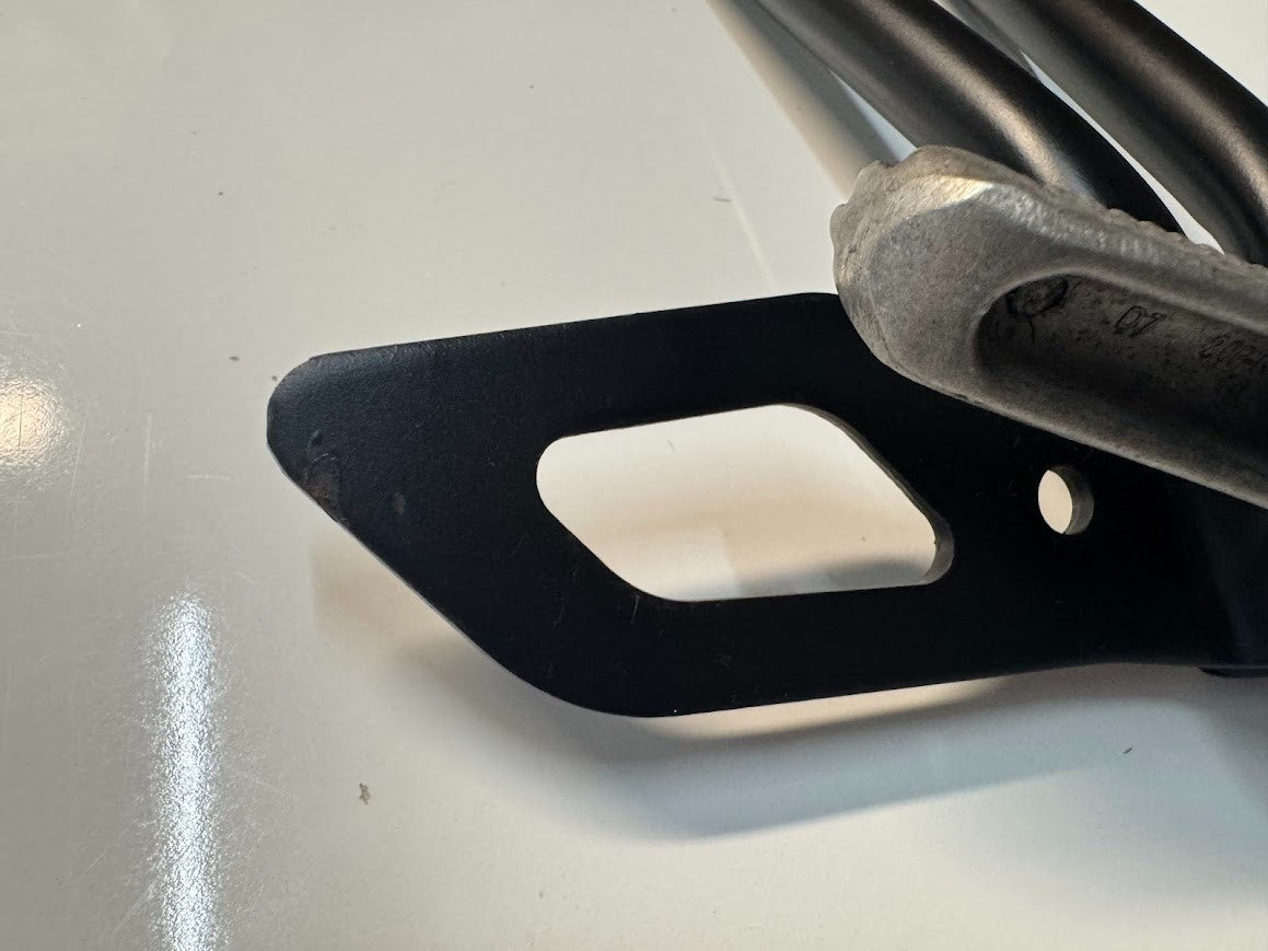 Yamaha YZF R15 2013-2018 RH Pillion Peg & Bracket OEM Genuine 1CK-F742L-00