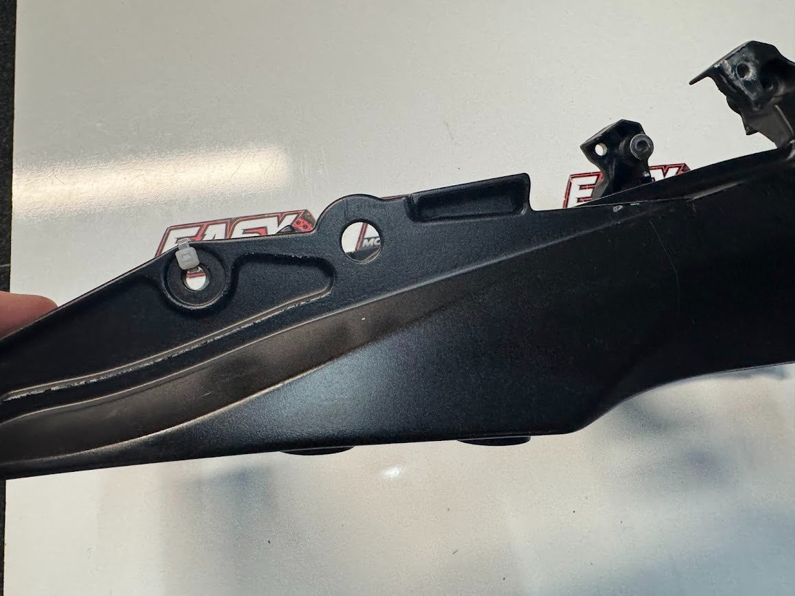 Suzuki GSXR 1000 2007-2008 Rear Sub Frame Rails OEM Genuine 41221-21H00-YAP