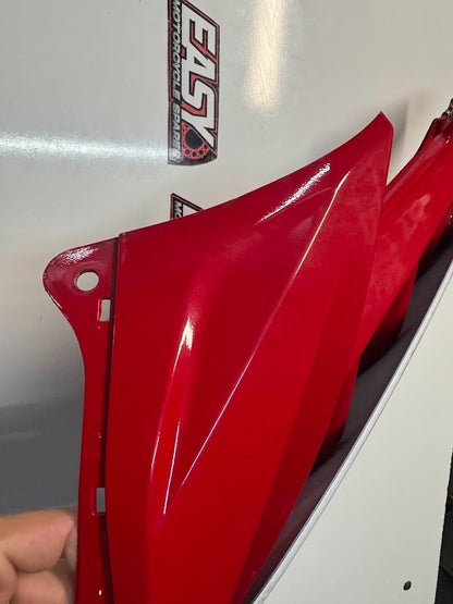 Yamaha YZF R15 2015 LH Main Fairing OEM Genuine 1CK-F1711-00