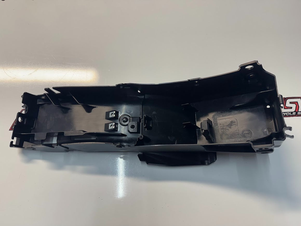 Yamaha YZF R7 2022-2025 Battery Box Rear Fender OEM Genuine BEB-8212B-00