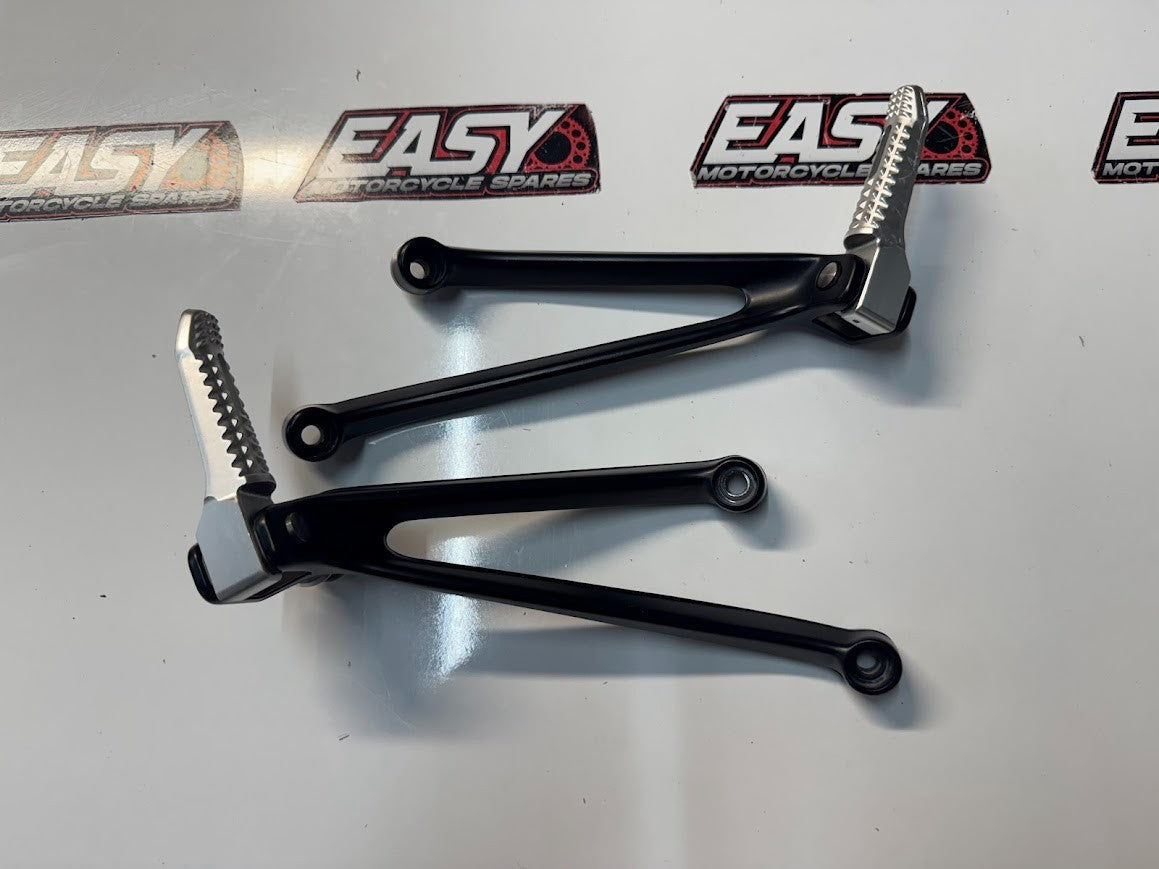 BMW S1000RR 2016 Pillion Peg Bracket Assembly Pair OEM Genuine K46 46718521680
