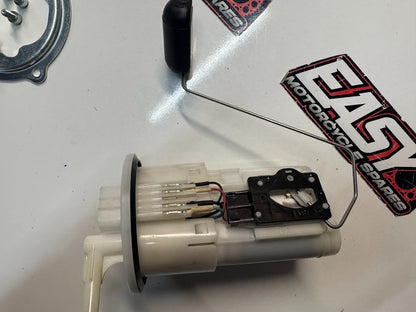 Yamaha YZF R7 2022-2025 Fuel Pump Assembly OEM Genuine 1WS-13907-10