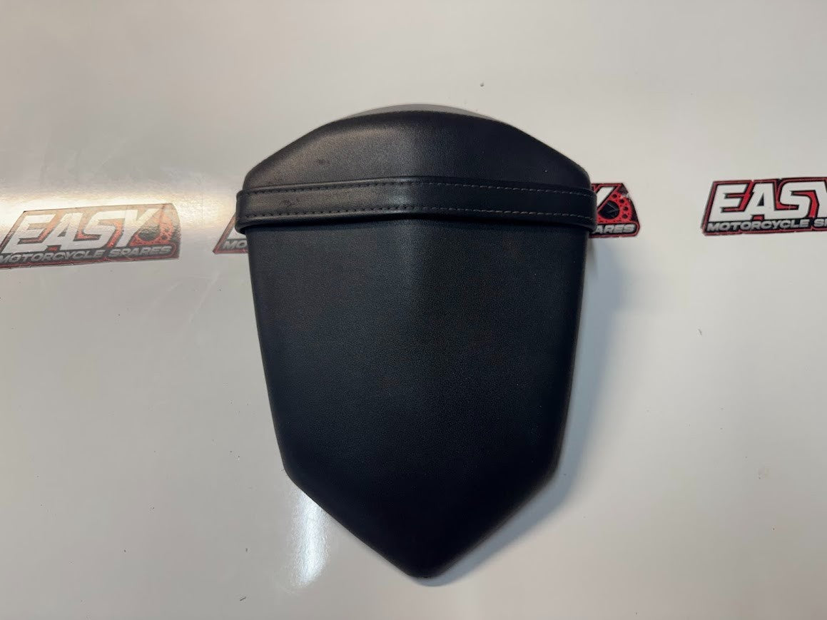 Yamaha YZF R15 2013-2018 Pillion Seat Passenger OEM Genuine 1CK-F4750-00