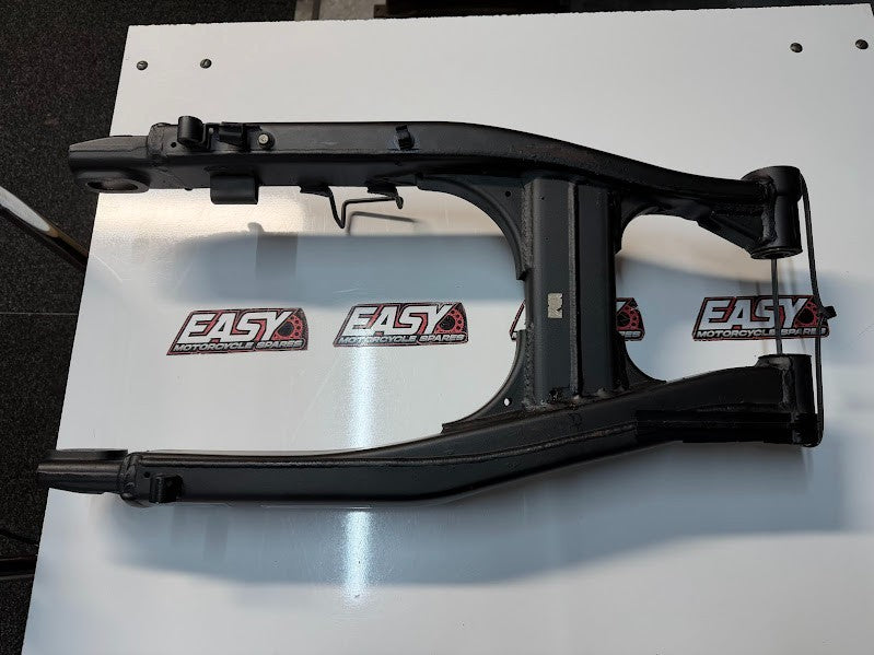 Swingarm Suspension Kawasaki Vulcan S 650 2015-2026 OEM 33001-0625-18R Swing Arm