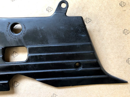 Cover R Pivot Honda CBR 1000 F 87-88 1987 64280-MM5-0000