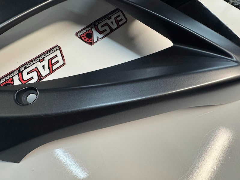 Suzuki GSXR 1000 2007-2008 RH Main Fairing OEM Genuine 94475-21H