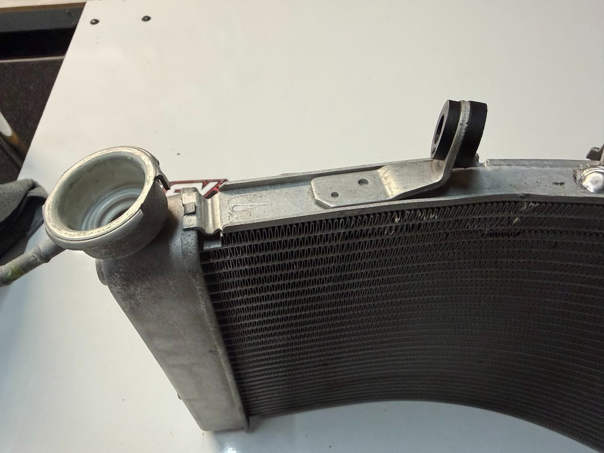 Radiator Cooling Kawasaki Ninja ZX-10R 2021-2025 OEM 39060-0759