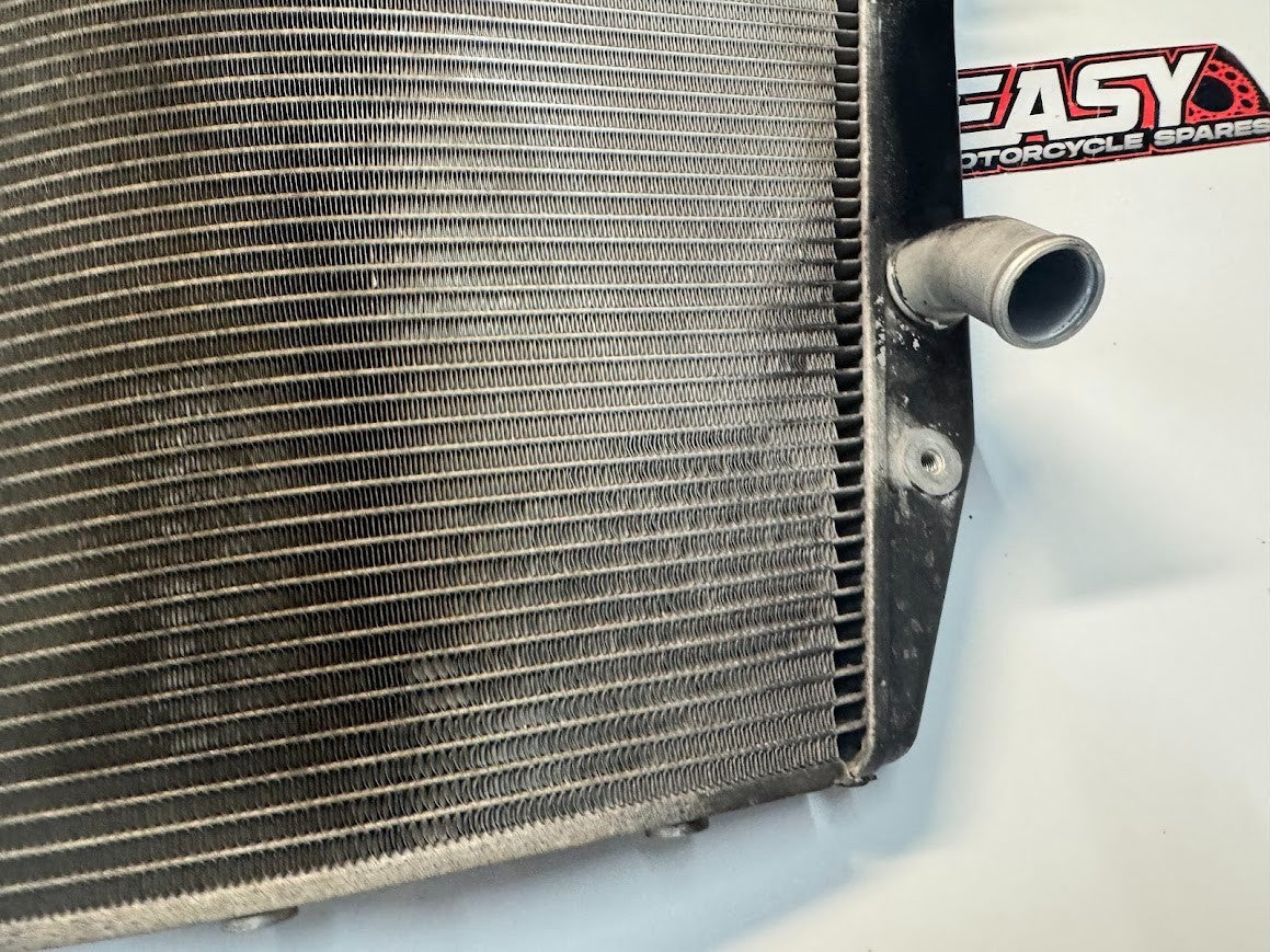 Suzuki GSXR 1000 2007-2008 Radiator OEM Genuine 17710-21H00