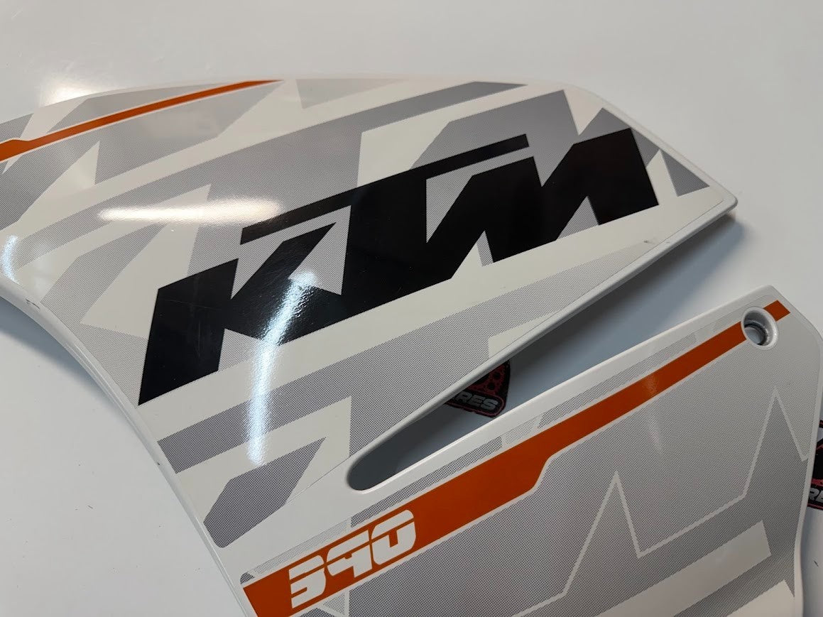 LH Side Main Fairing KTM RC 390 2014-2016 OEM 9050805004428