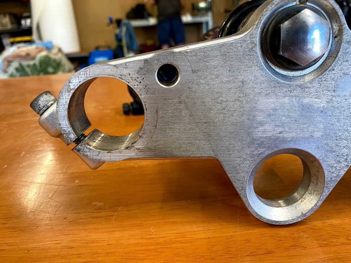 Triple Trees Suzuki Across GSX 250F 1995