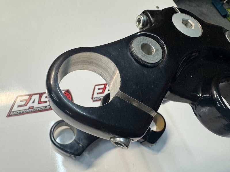 Royal Enfield Interceptor Triple Trees Complete 650 2022 OEM 1030048G Euro 5