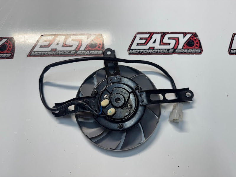 Yamaha YZF R1 2015-2025 RH Radiator Thermo Fan OEM Genuine 2CR-12405-10