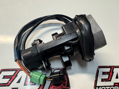 Suzuki GSXR 1000 2012-2016 ECU Ignition Lockset x2 Keys OEM Genuine 37000-17847