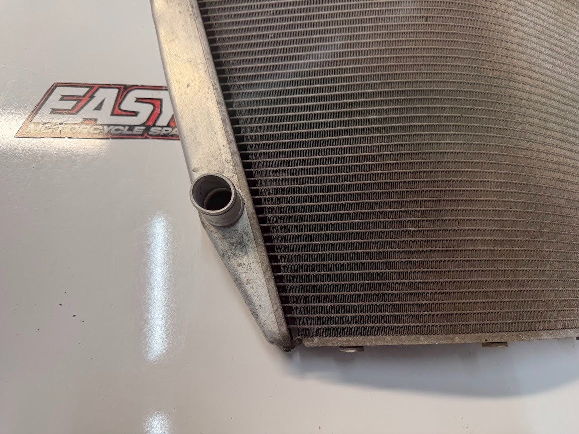Radiator Cooling Suzuki GSXR 1000 2005-2006 OEM 17710-41G00