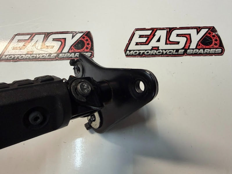 LH Foot Peg Assembly Kawasaki Vulcan S 650 2015-2026 OEM 34027-0012