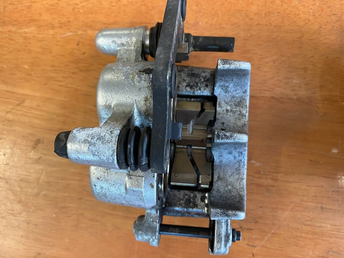 Front Calipers Kawasaki Vulcan 1600 Classic 03-08 2006 43080-5015-GN