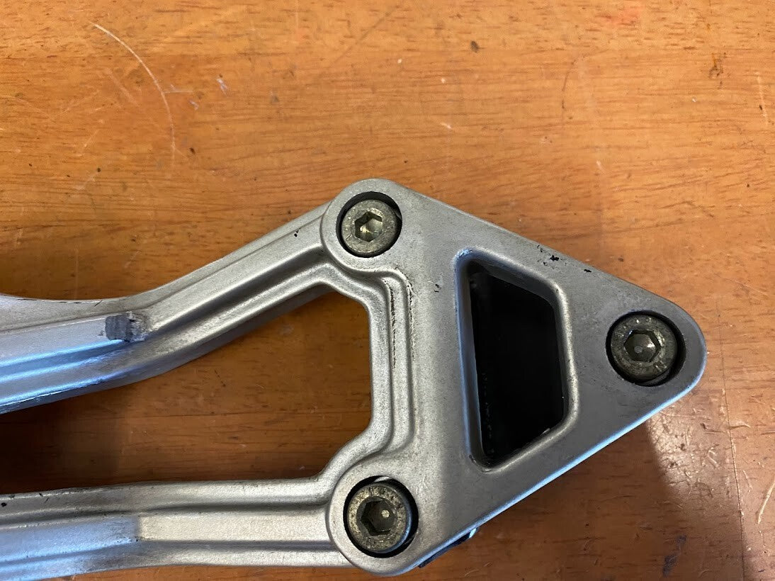 LH Pillion Peg Bracket Kawasaki ZX-10 1988