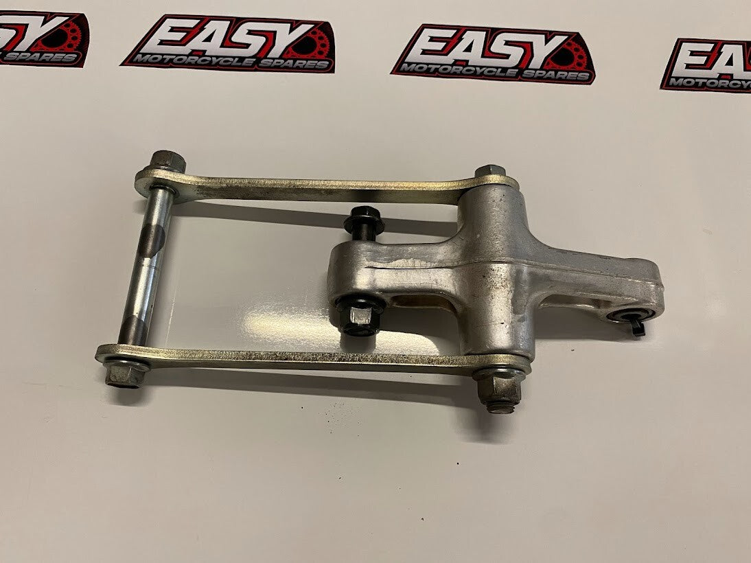 Shock Linkage Suzuki GSX 750F 2004 62600-08810